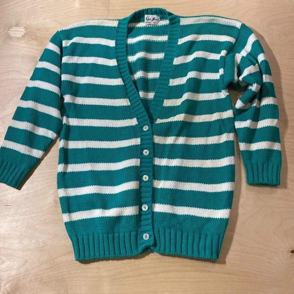 Tyler House Sweater Size Medium (BT)
